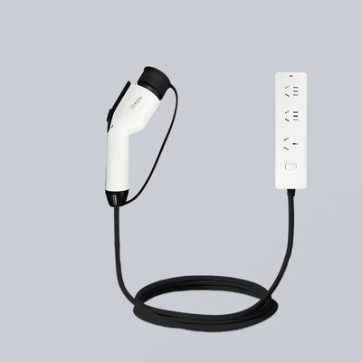 Home Appliance 16A EV Charging Plug Indoor Outdoor Electric Car Plug